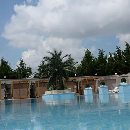 Yayoba فندق 3*